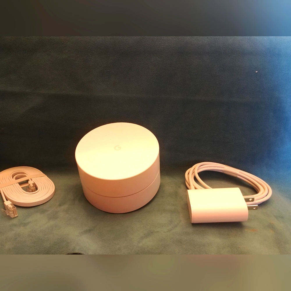 Google Mesh Router AC 1304 - Picture 1 of 6